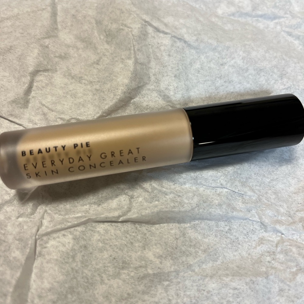SOLD - Everyday Great Skin Concealer - 150 Shell